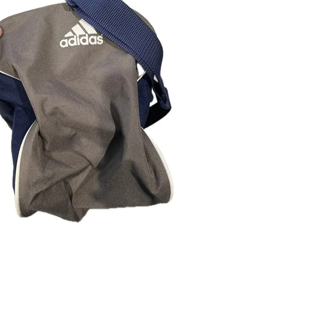 Adidas Defender Small 16